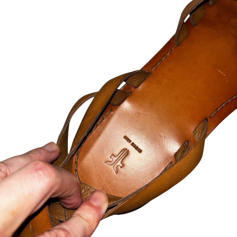 Frye Women's Size 9.5 Riley Huarache Woven Leather Sandal w. Ankle Strap Tan - Picture 6 of 9